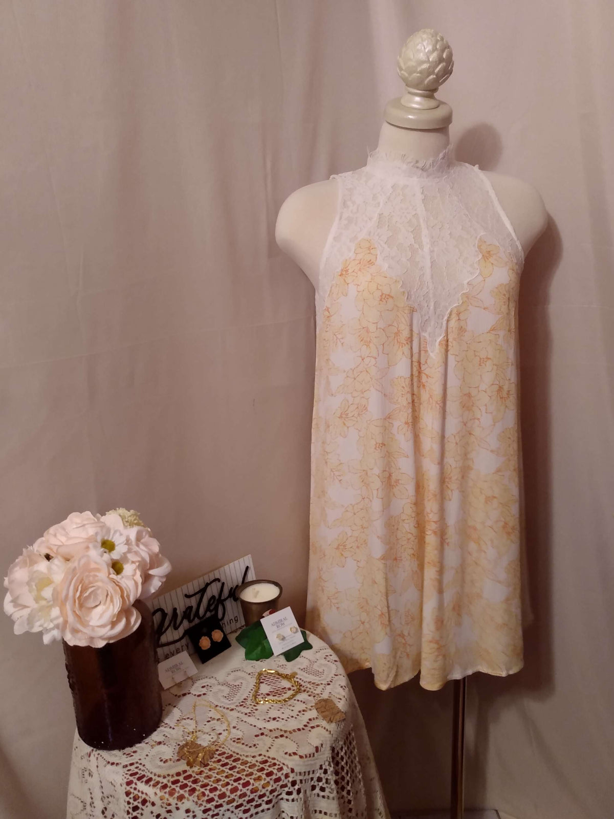 White yellow floral dress  image 0